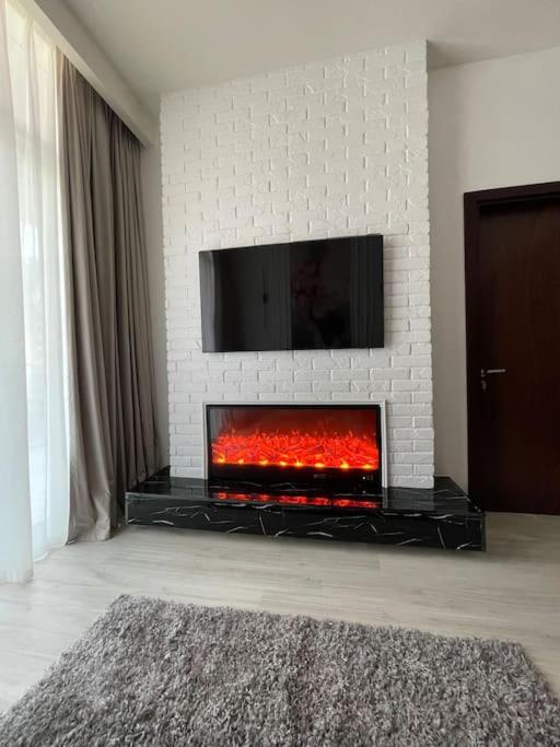 New Luxury Modern Canal View. Apartment Dubai Exterior photo